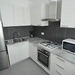 Dina 52 Apartamento