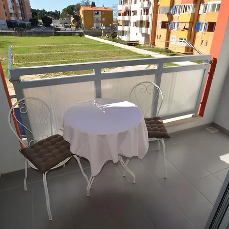Dina 52 Rovinj